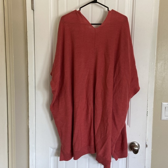 Lululemon Merino Wool Short Sleeve Wrap, M/L - Picture 3 of 4